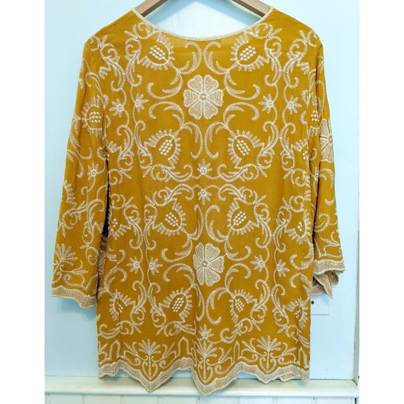 Hippie boho embroidered top with bell sleeves - Picture 2 of 4